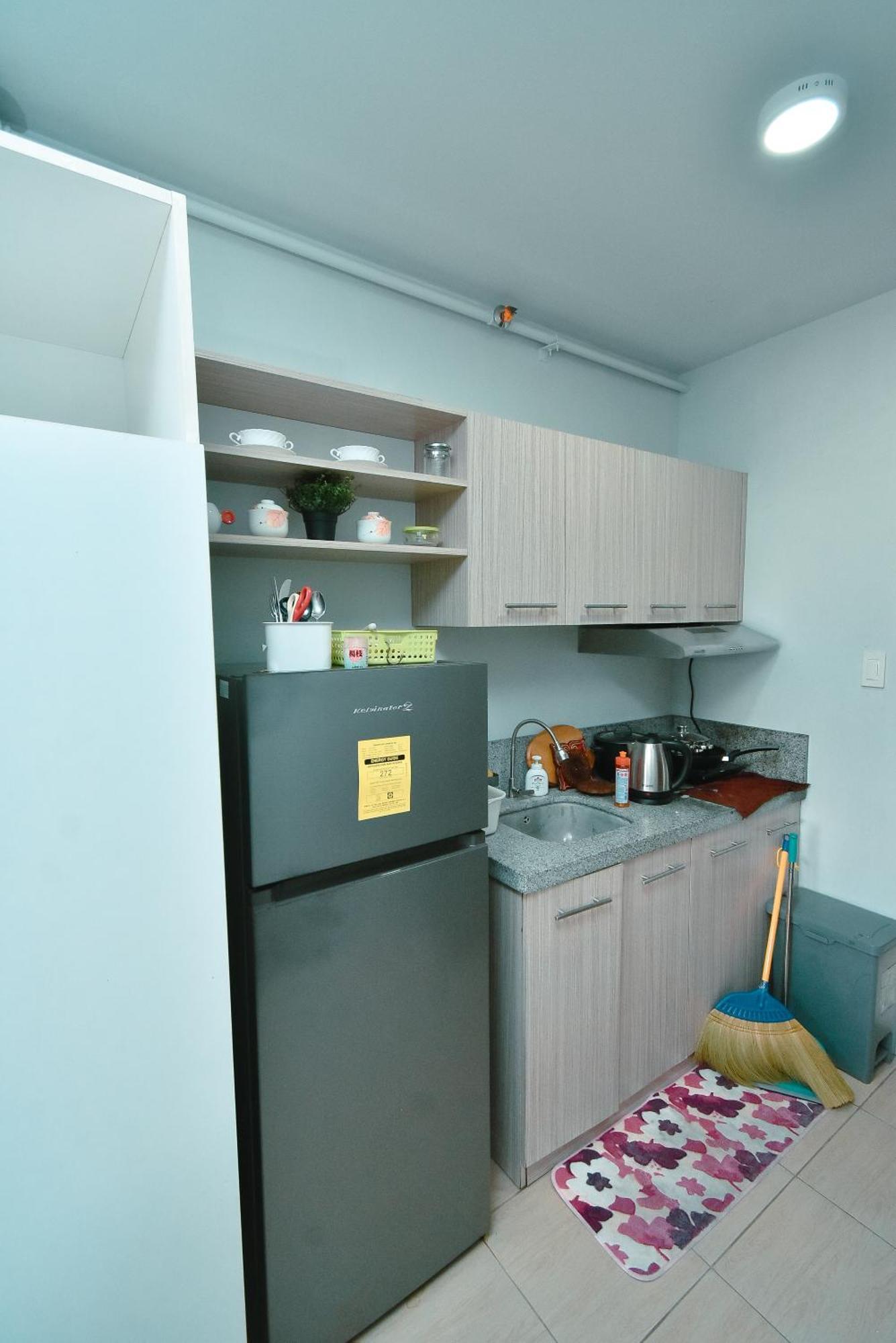 Cozy Unit With Free Pool, Netflix & Wifi In Alabang Crq3 Lejlighedshotel Muntinlupa City Eksteriør billede