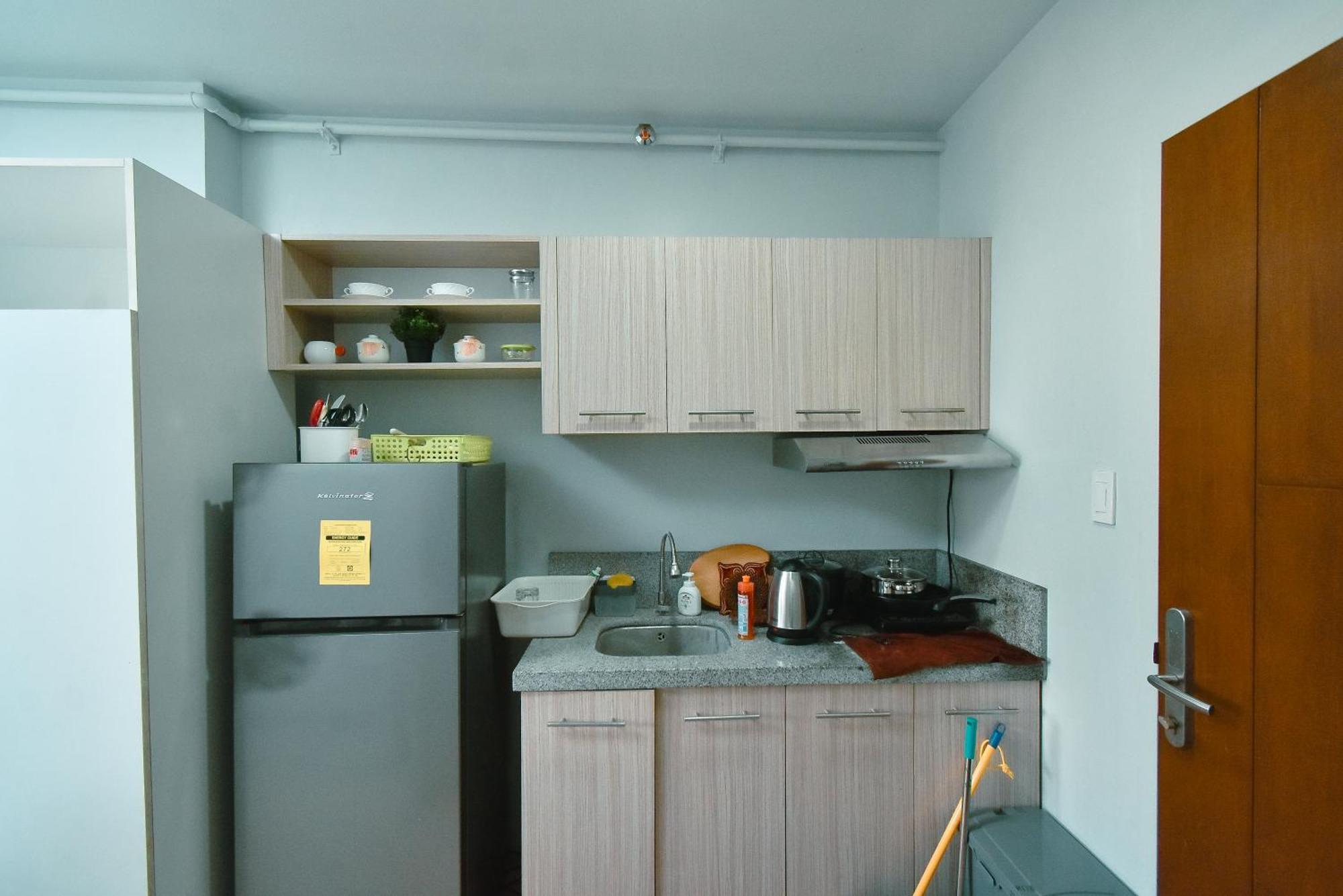 Cozy Unit With Free Pool, Netflix & Wifi In Alabang Crq3 Lejlighedshotel Muntinlupa City Eksteriør billede